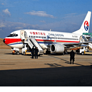 白山长白山航空空运航空快运业稳步发展的原因是什么？